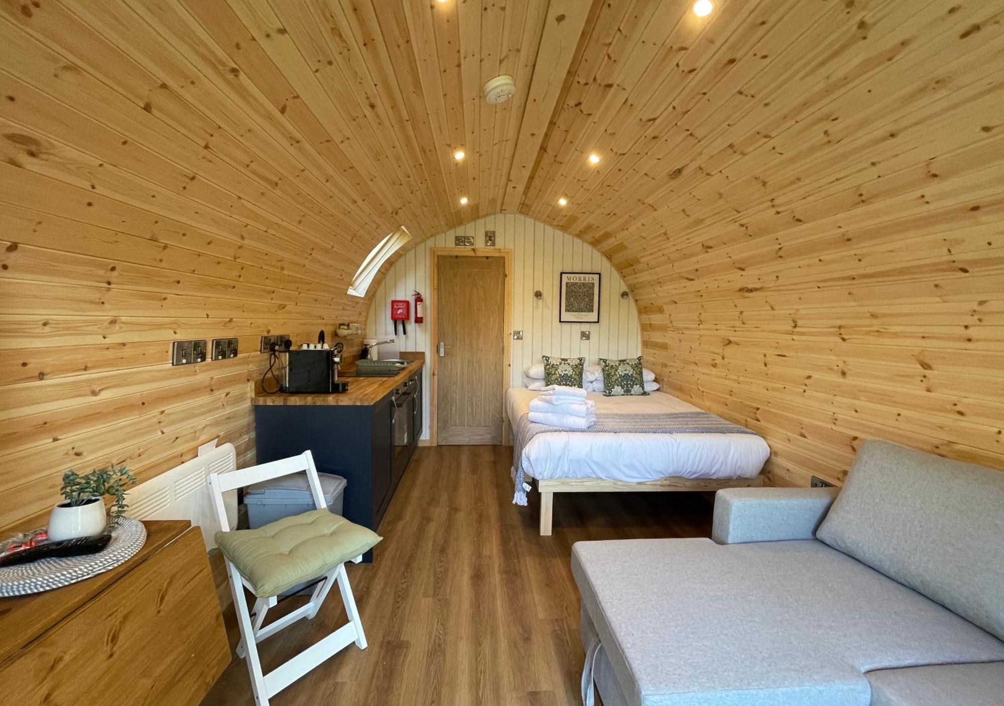 Great Hallingbury Lodges ภายนอก รูปภาพ